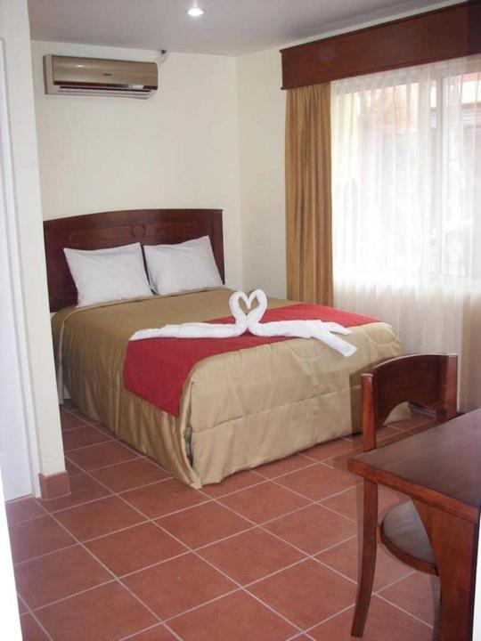 Hotel Catedral Casa Cornejo - Costa Rica Alajuela Room photo